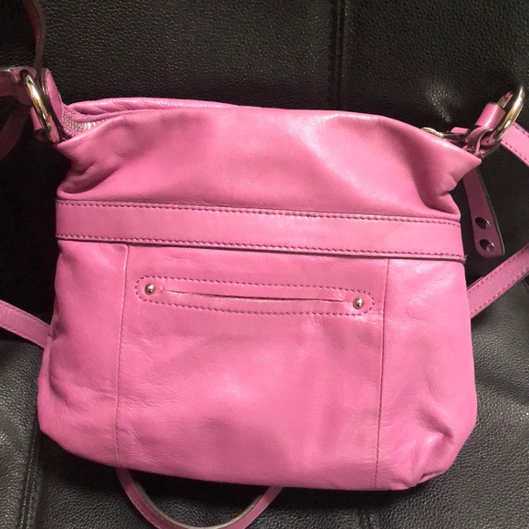 B Makowsky cross body bag - Picture 4 of 16